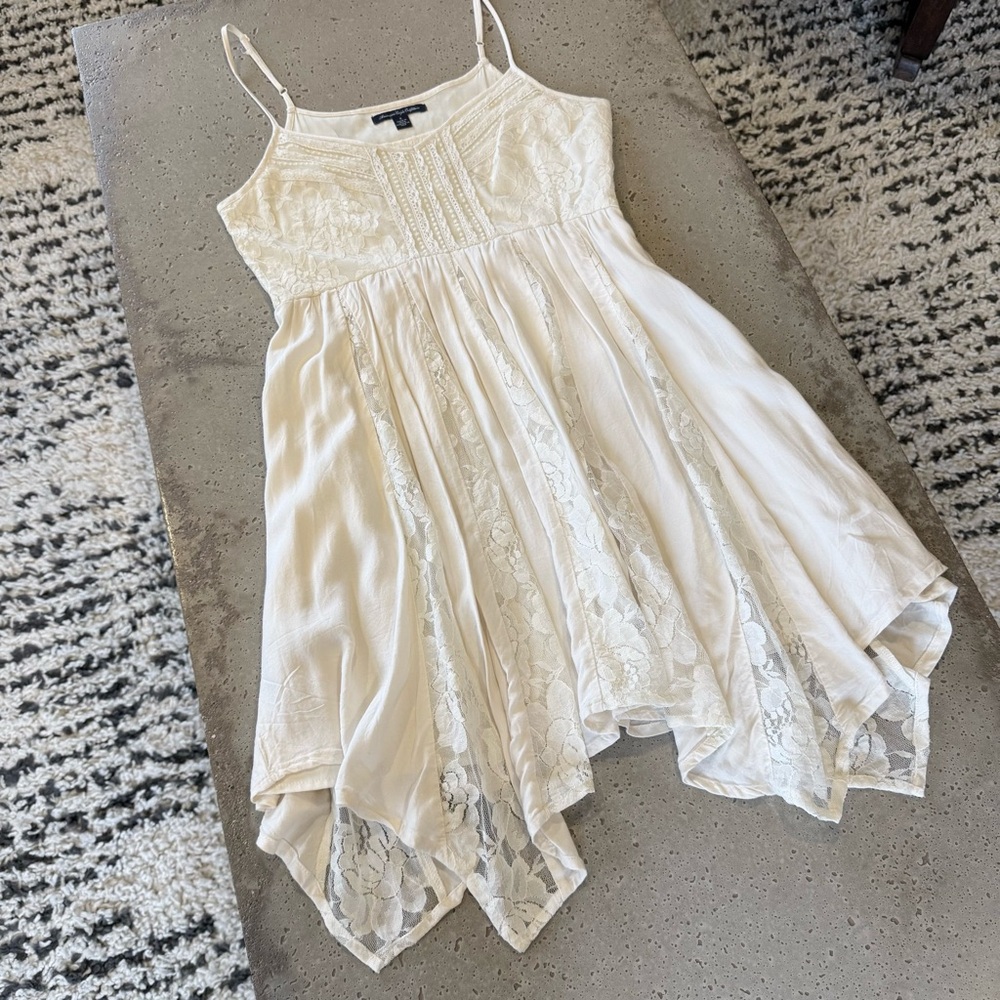 American Eagle Lace Kerchief Hem Dress